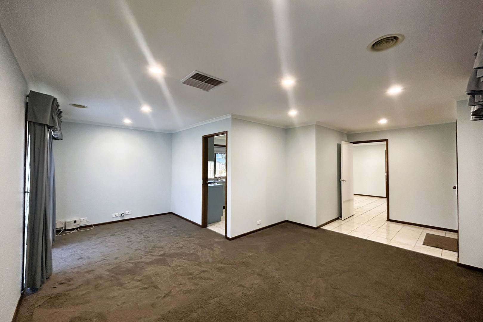 44 Hurlstone Crescent, Mill Park, VIC 3082, Mill Park - Thumbnail 4