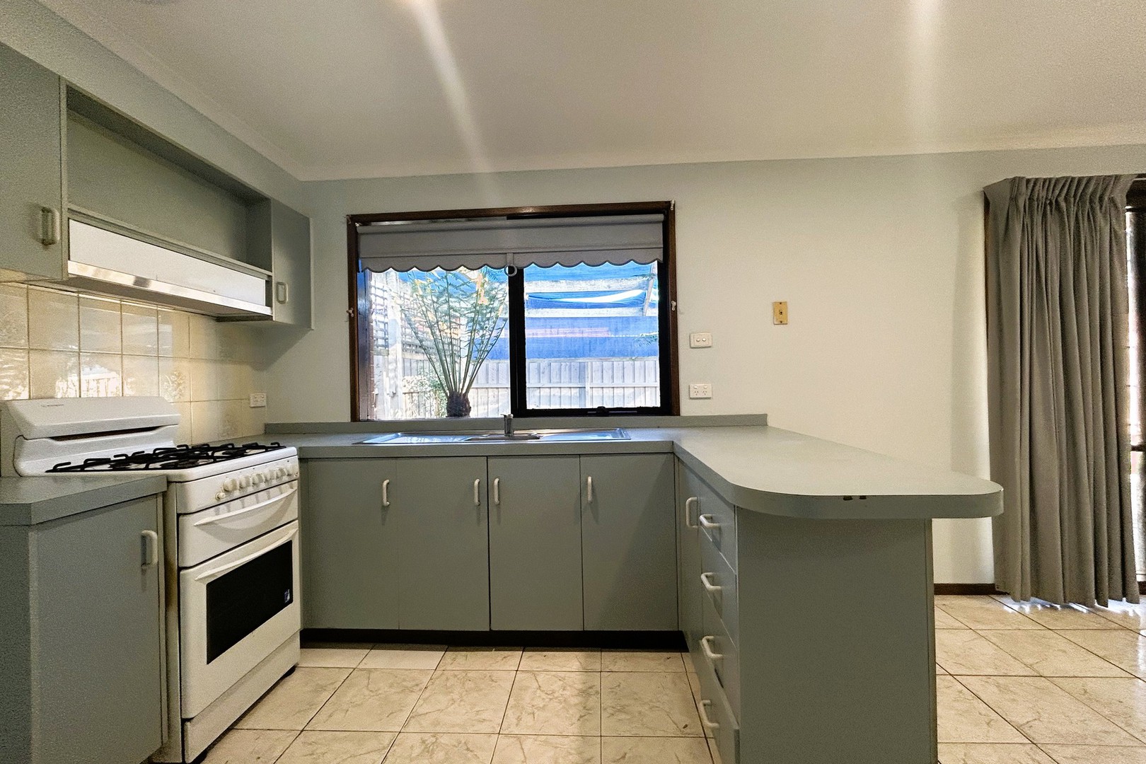 44 Hurlstone Crescent, Mill Park, VIC 3082, Mill Park - Thumbnail 5