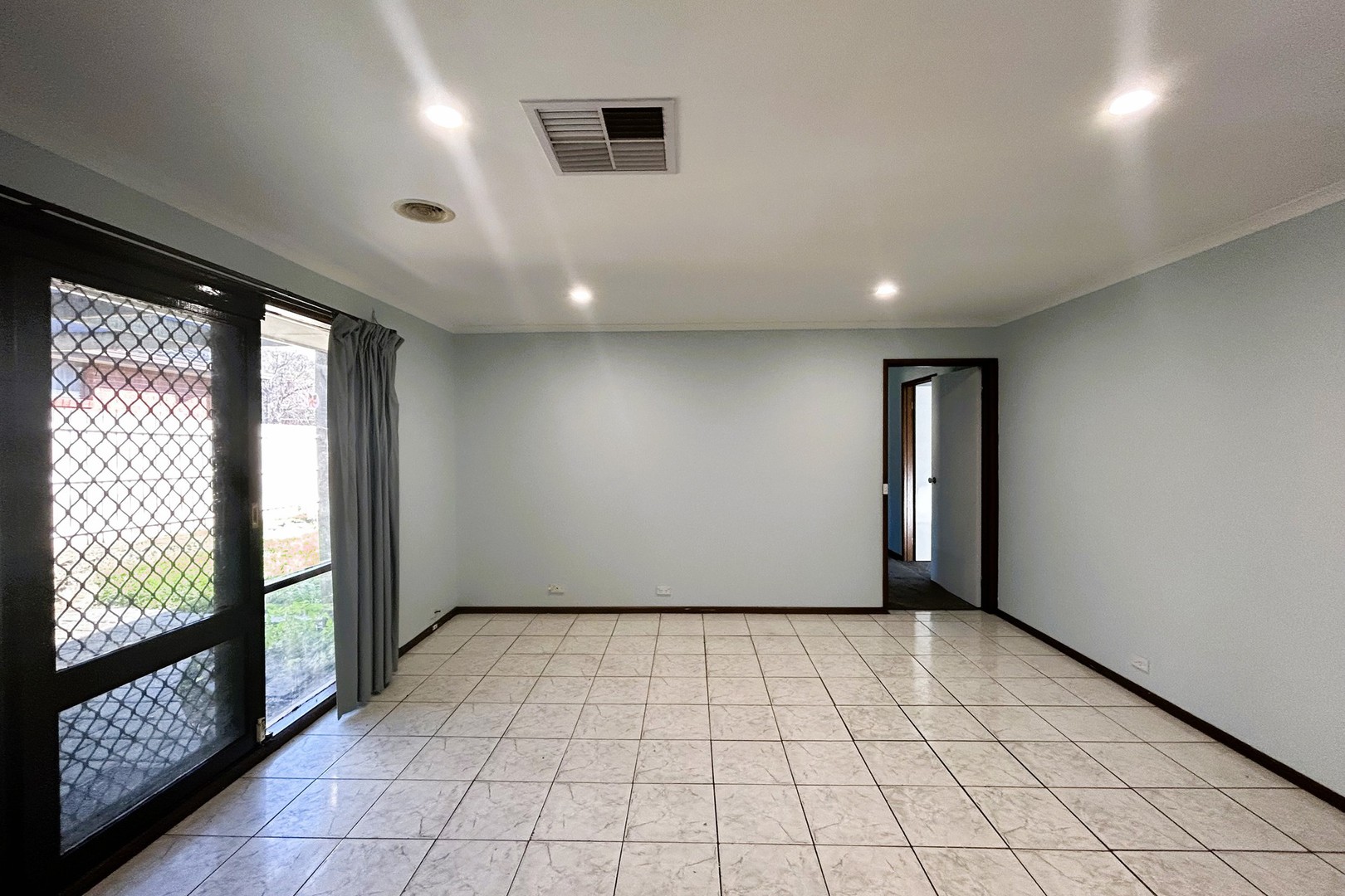 44 Hurlstone Crescent, Mill Park, VIC 3082, Mill Park - Thumbnail 8