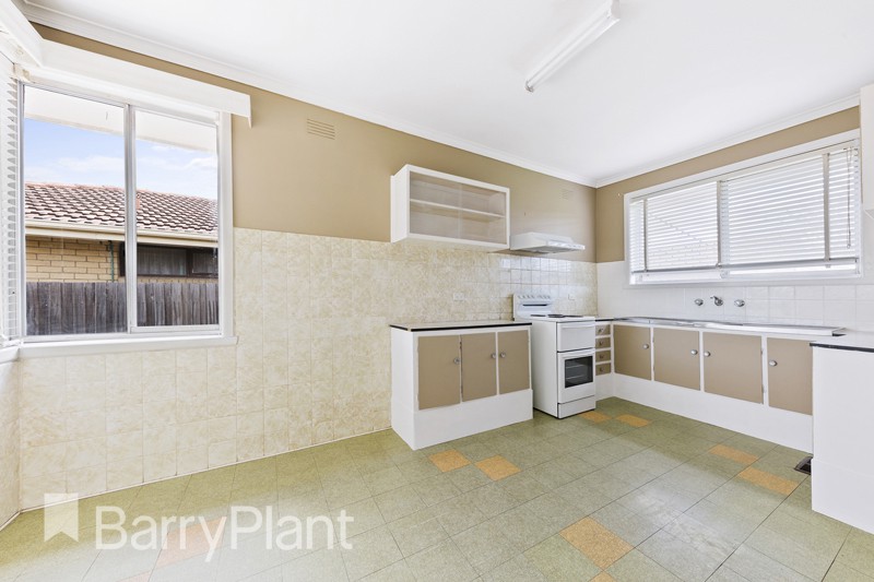 44 James Street, St Albans, VIC 3021, St Albans - Thumbnail 2