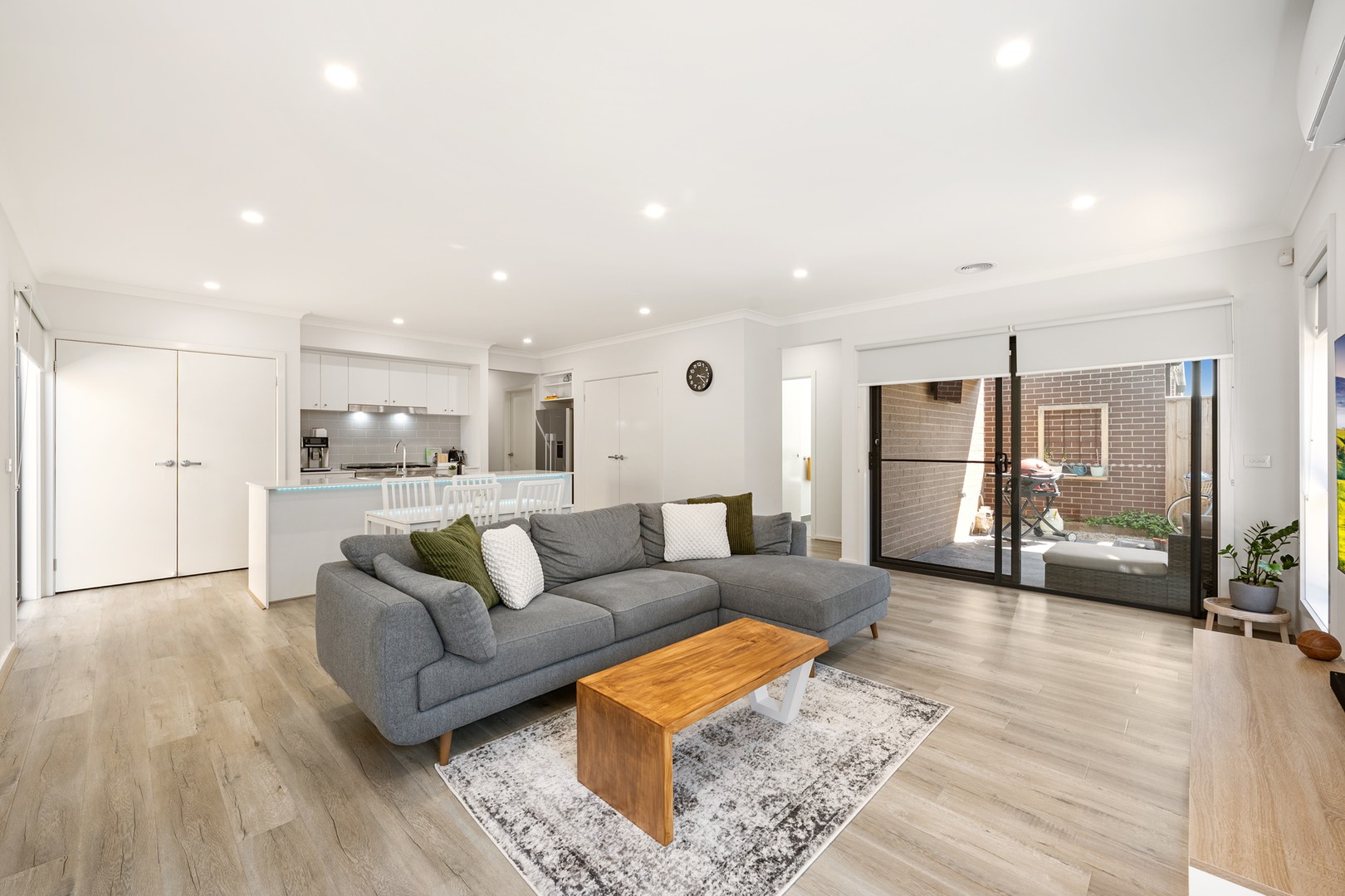 44 Journey Drive, Fraser Rise, VIC 3336, Fraser Rise - Thumbnail 3