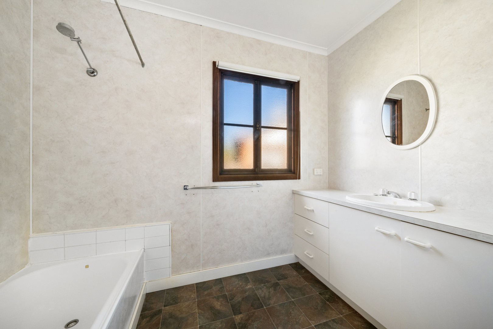 44 Michigan Avenue, Corio, VIC 3214, Corio - Thumbnail 8