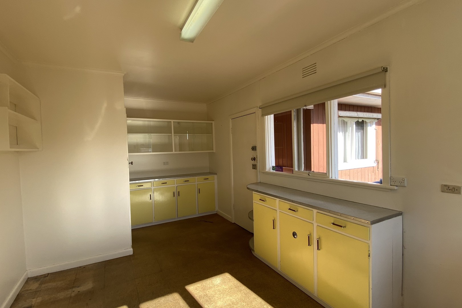 44 Miranda Road, Reservoir, VIC 3073, Reservoir - Thumbnail 7