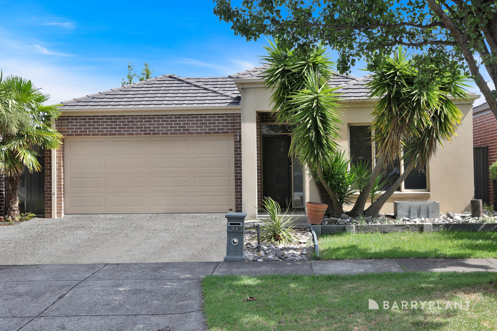 44 Mount Eccles Way, South Morang, VIC 3752