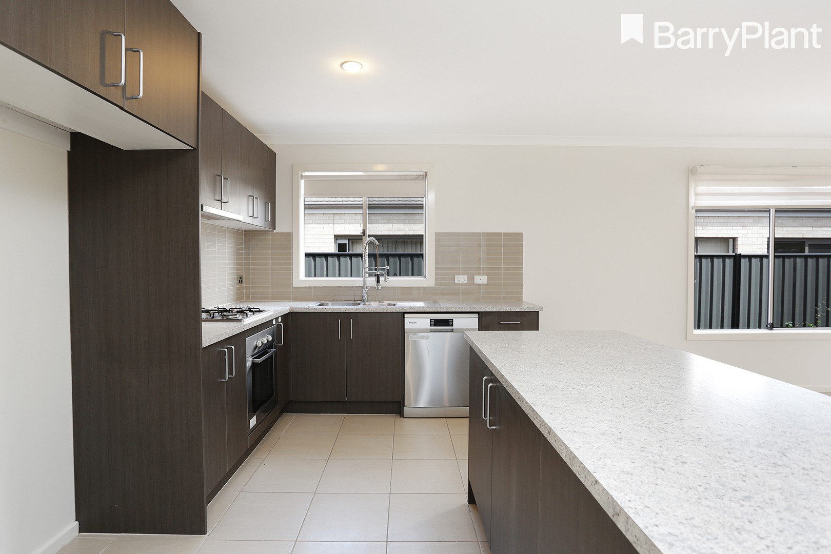 44 Mowbray Drive, Point Cook, VIC 3030 - Thumbnail 2 - 15/12/2021