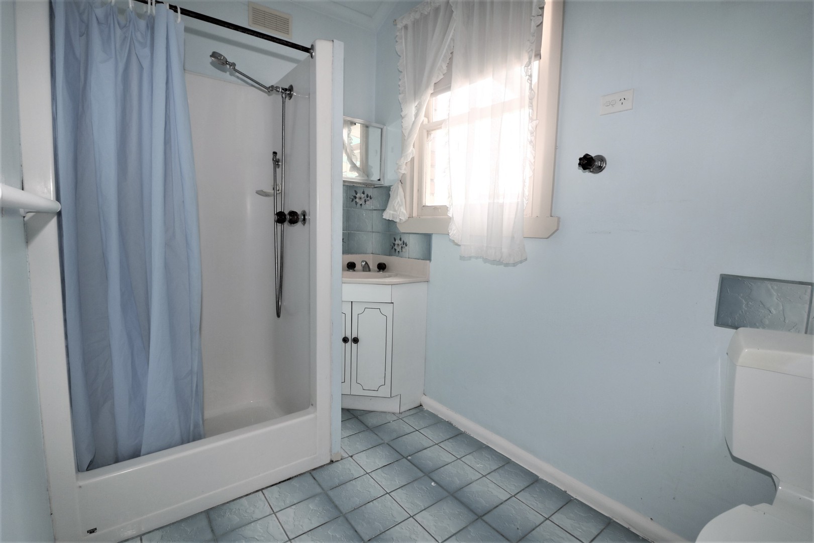 44 Ontario Avenue, Corio, VIC 3214, Corio - Thumbnail 7