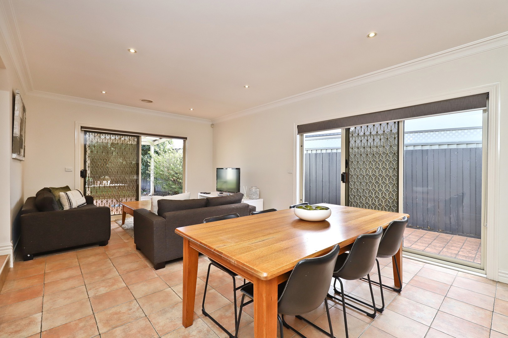 44 Pintail Crescent, Taylors Lakes, VIC 3038, Taylors Lakes - Thumbnail 3