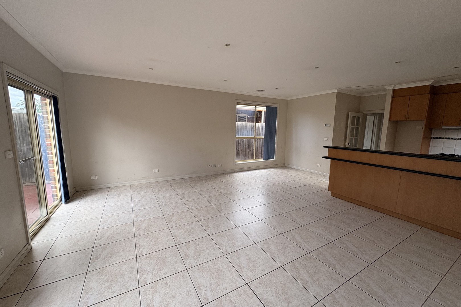 44 Saratoga Crescent, Keilor Downs, VIC 3038, Keilor Downs - Thumbnail 3
