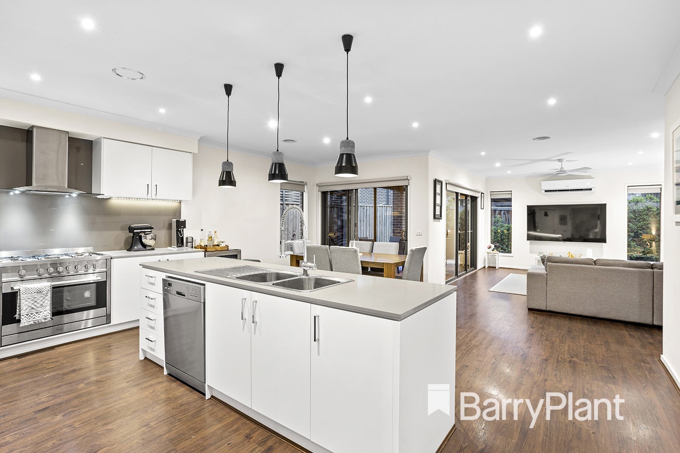 44 Sherwood Road, Chirnside Park, VIC 3116, Chirnside Park - Thumbnail 3