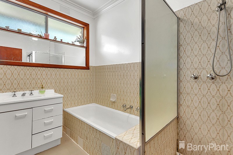 44 Smyth Street, Mount Waverley, VIC 3149 - Thumbnail 1 - 03/12/2021