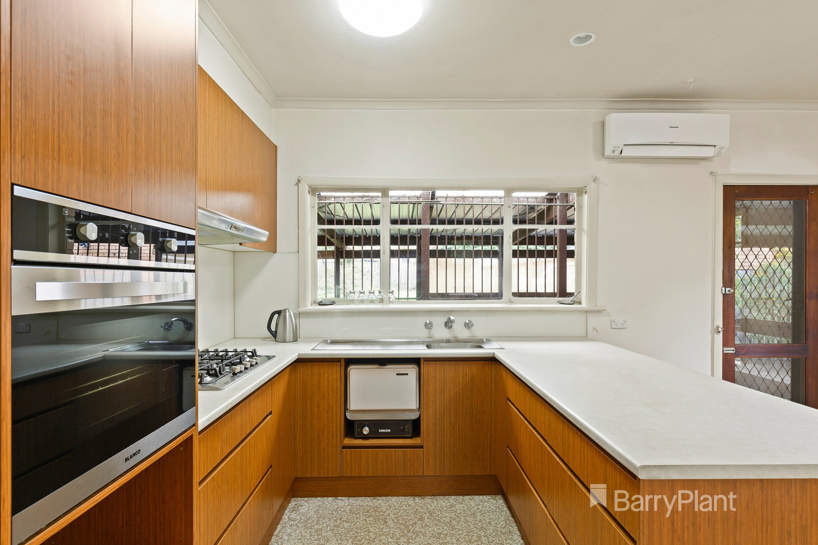 44 Taronga Crescent, Croydon, VIC 3136, Croydon - Thumbnail 3