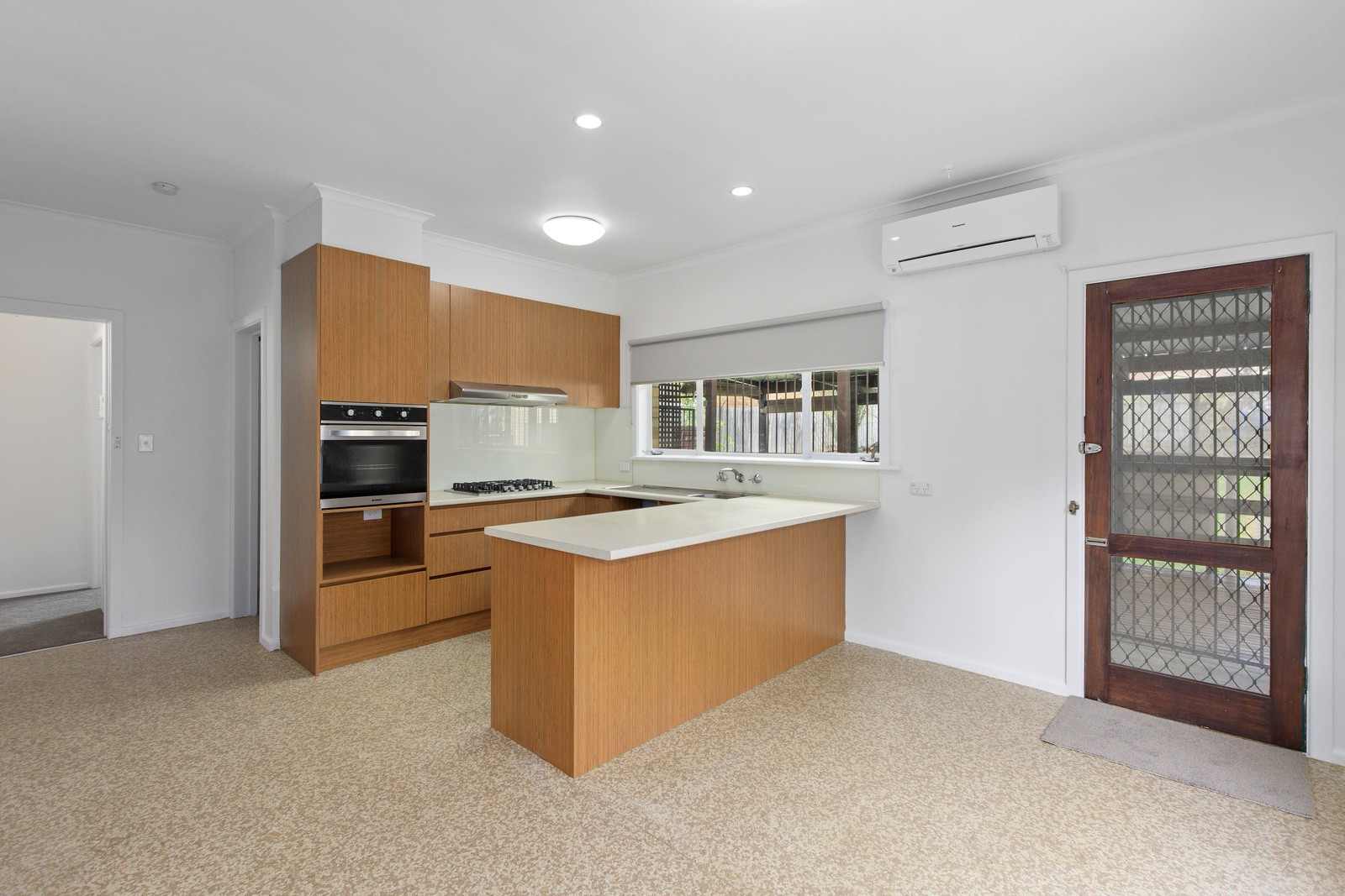 44 Taronga Crescent, Croydon, VIC 3136, Croydon - Thumbnail 4