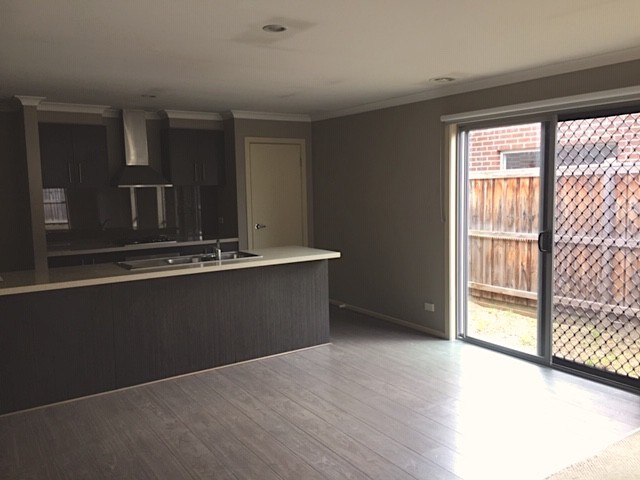 44 Towerhill Avenue, Doreen, VIC 3754 - Thumbnail 1 - 22/11/2021