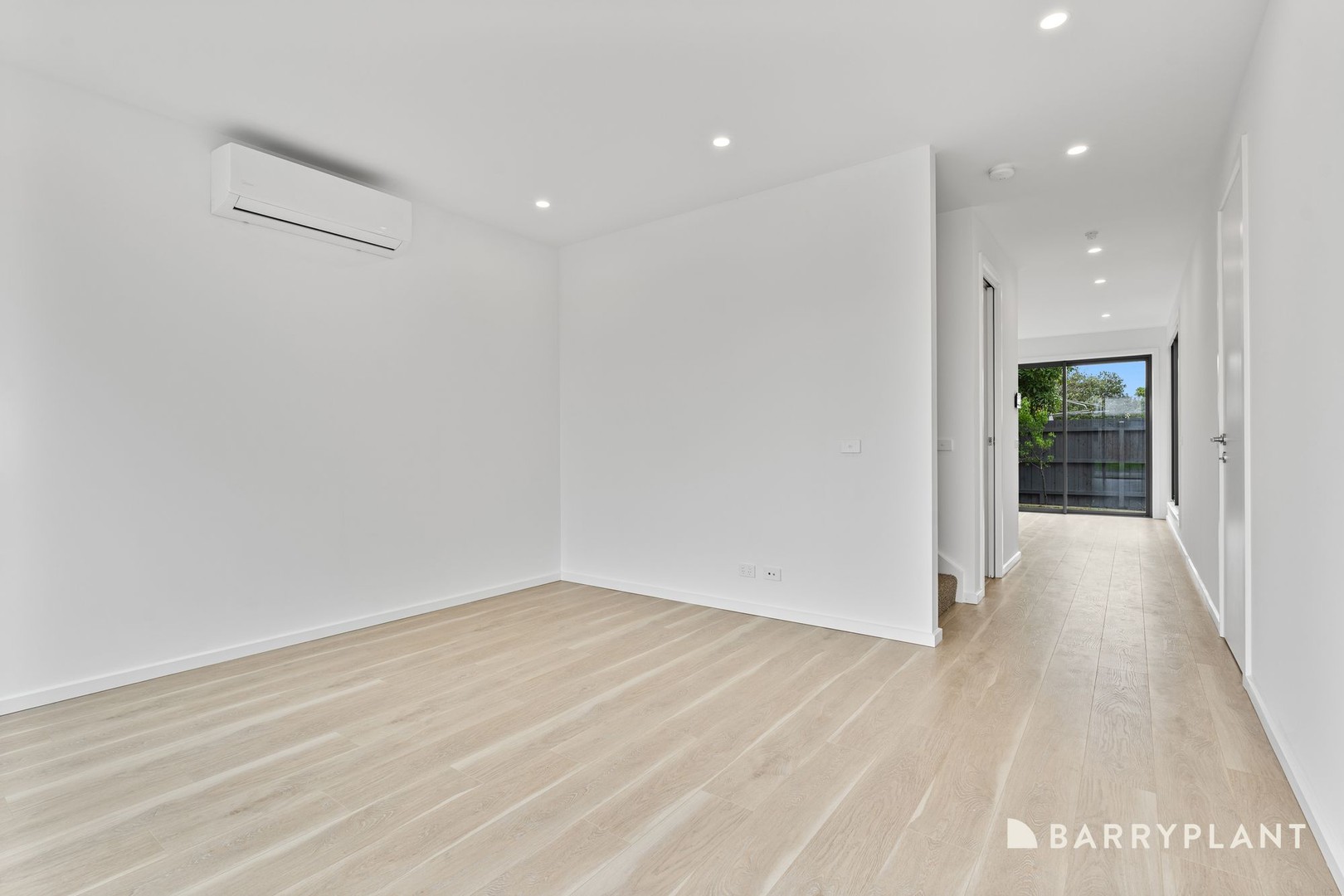 44 Vine Street, Braybrook, VIC 3019, Braybrook - Thumbnail 2