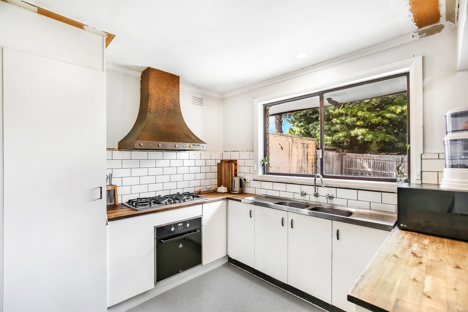 44 Warralong Avenue, Greensborough, VIC 3088 - Thumbnail 2 - 17/10/2025