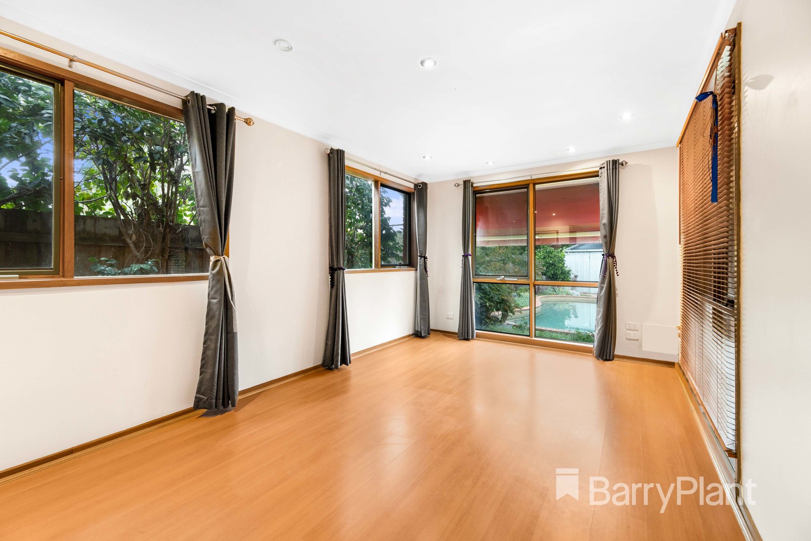 44 Watermoor Avenue, Kilsyth South, VIC 3137, Kilsyth South - Thumbnail 5