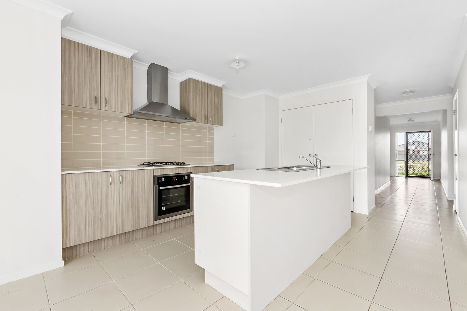 44 Willandra Boulevard, Harkness, VIC 3337, Harkness - Thumbnail 3