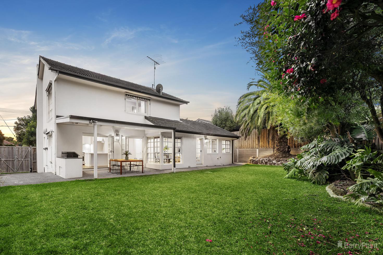 44 Winston Drive, Doncaster, VIC 3108, Doncaster - Thumbnail 2