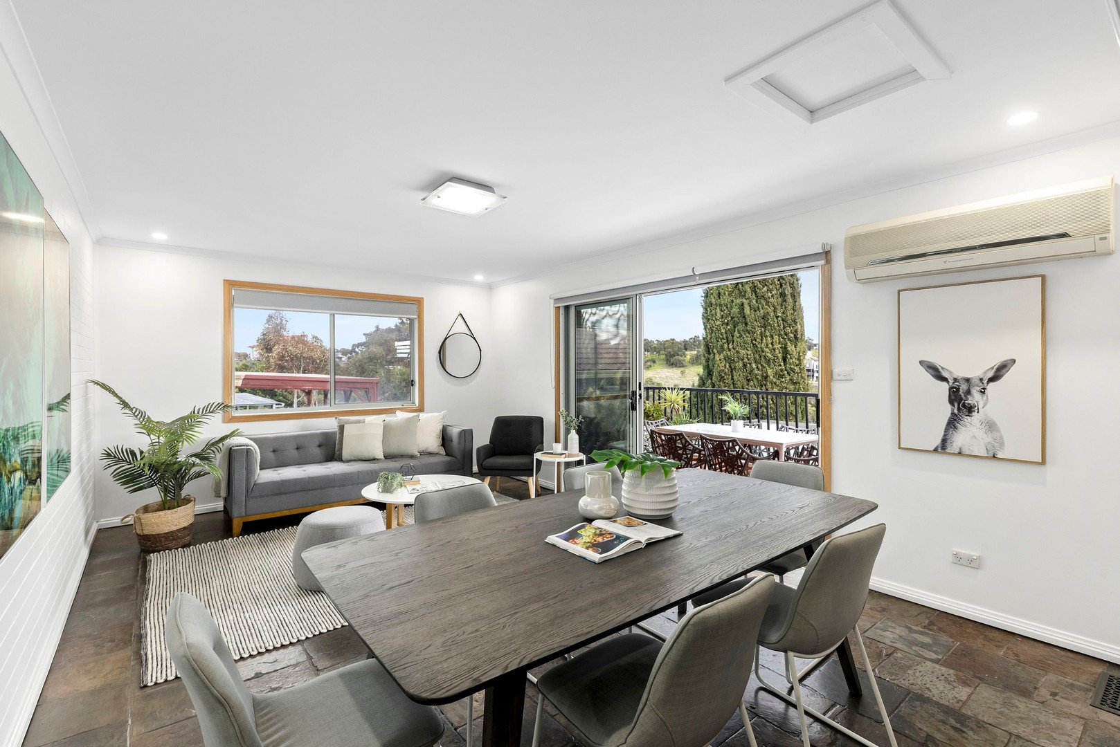 45 Brentwood Drive, Avondale Heights, VIC 3034, Avondale Heights - Thumbnail 4