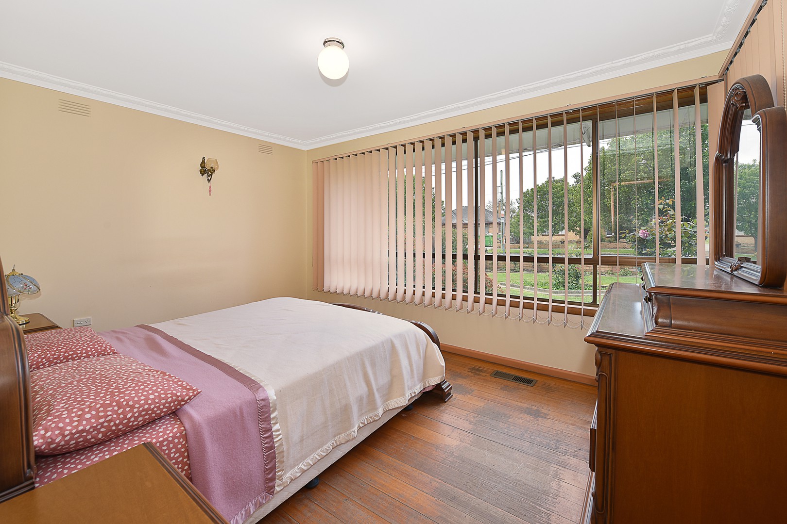 45 Broadhurst Avenue, Reservoir, VIC 3073, Reservoir - Thumbnail 5