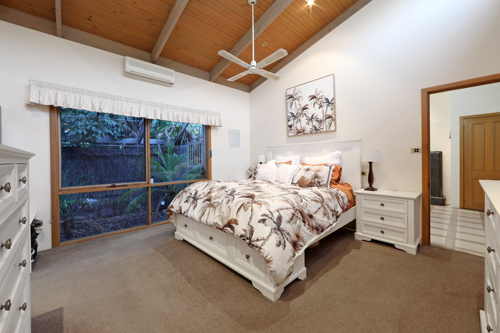 45 Candlebark Quadrant, Rowville, VIC 3178, Rowville - Thumbnail 8