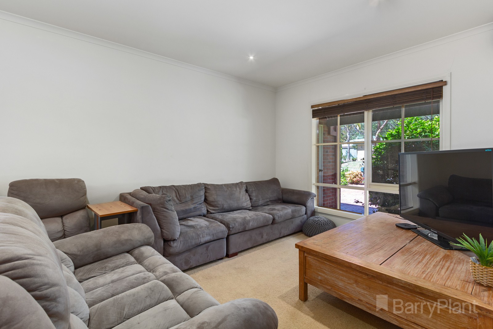 45 Chandra Avenue, Kilsyth South, VIC 3137, Kilsyth South - Thumbnail 2