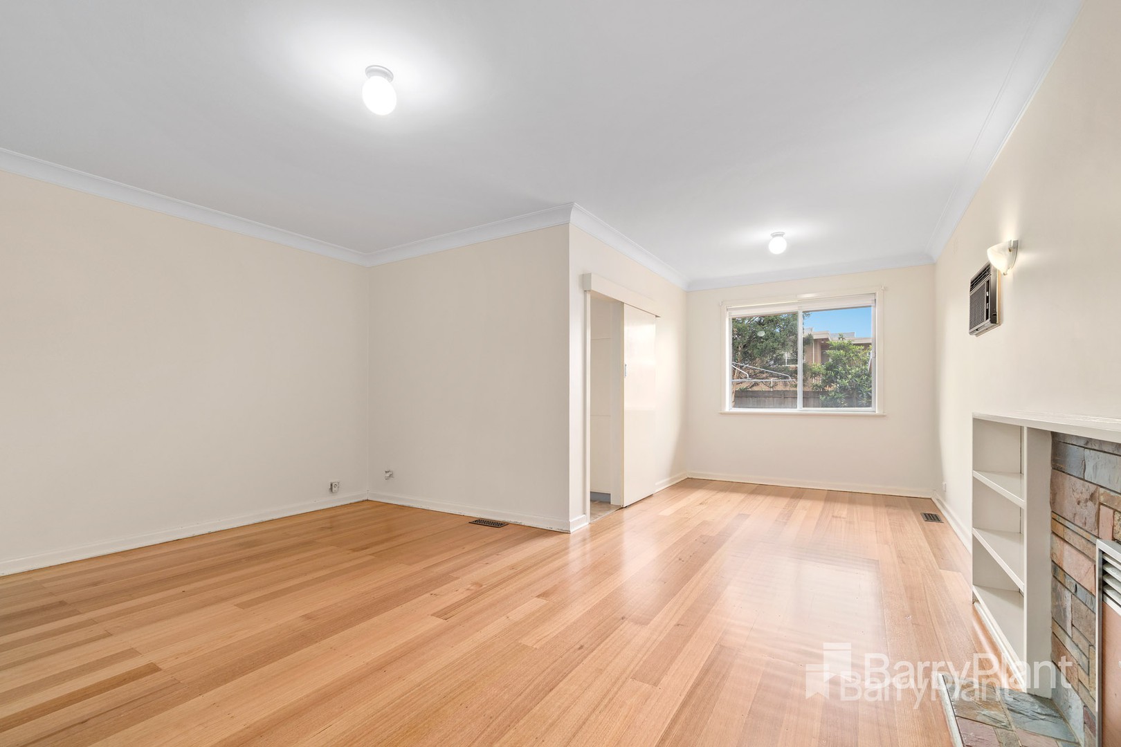 45 Collins Street, Bulleen, VIC 3105, Bulleen - Thumbnail 2