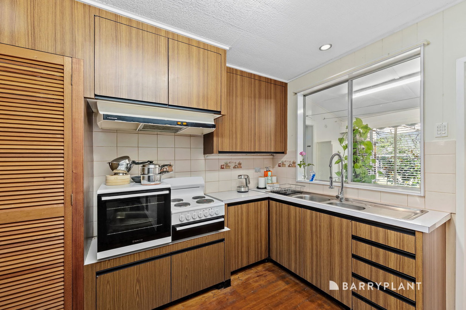 45 Coorie Crescent, Rosanna, VIC 3084, Rosanna - Thumbnail 4