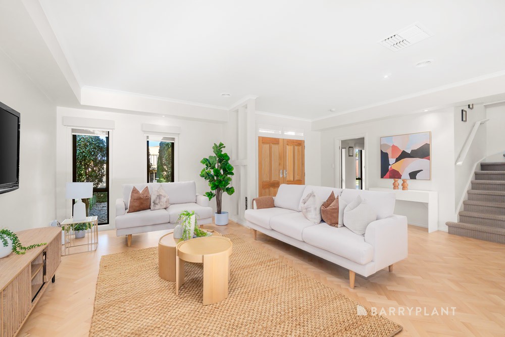 45 Development Boulevard, Mill Park, VIC 3082, Mill Park - Thumbnail 3