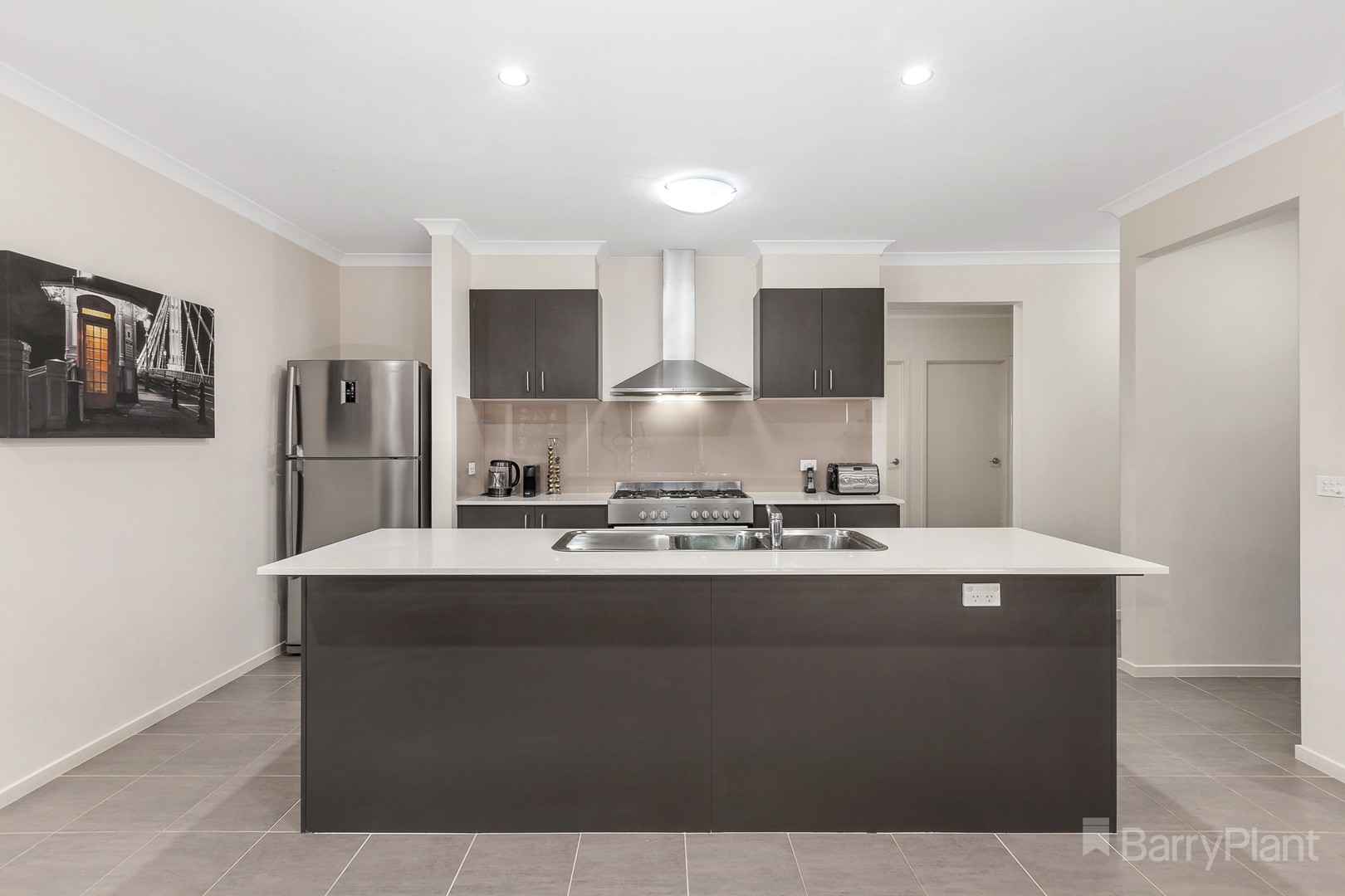 45 Greenvale Avenue, Wallan, VIC 3756, Wallan - Thumbnail 2