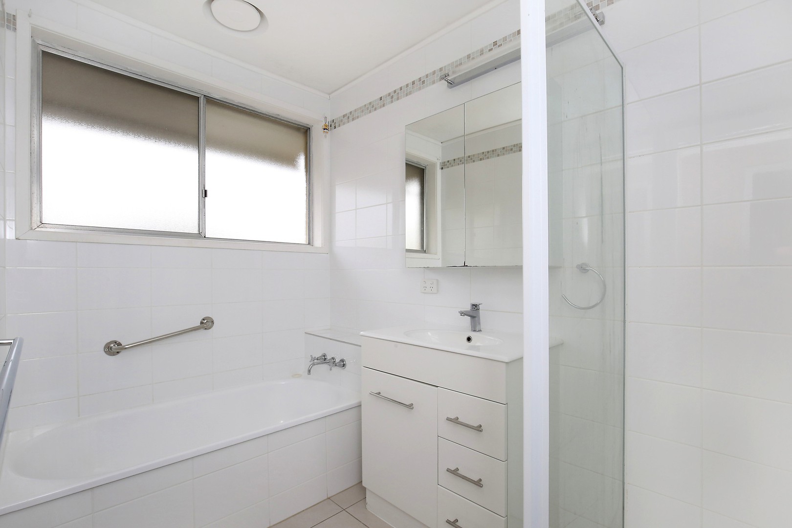 45 Greenwood Drive, Bundoora, VIC 3083, Bundoora - Thumbnail 4
