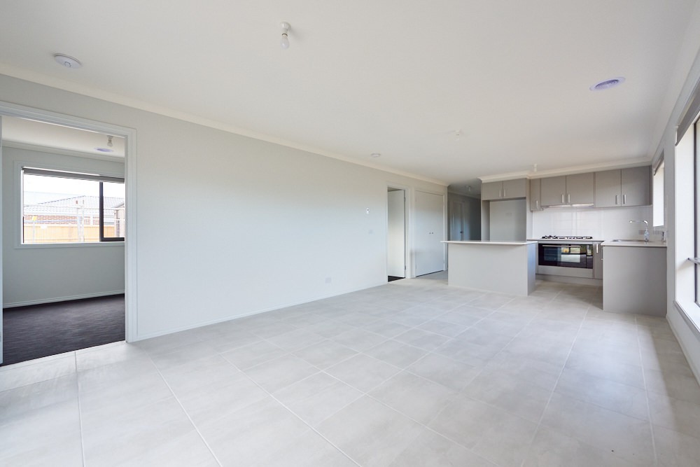 45 Guineas Street, Cranbourne East, VIC 3977 - Thumbnail 2 - 25/07/2026