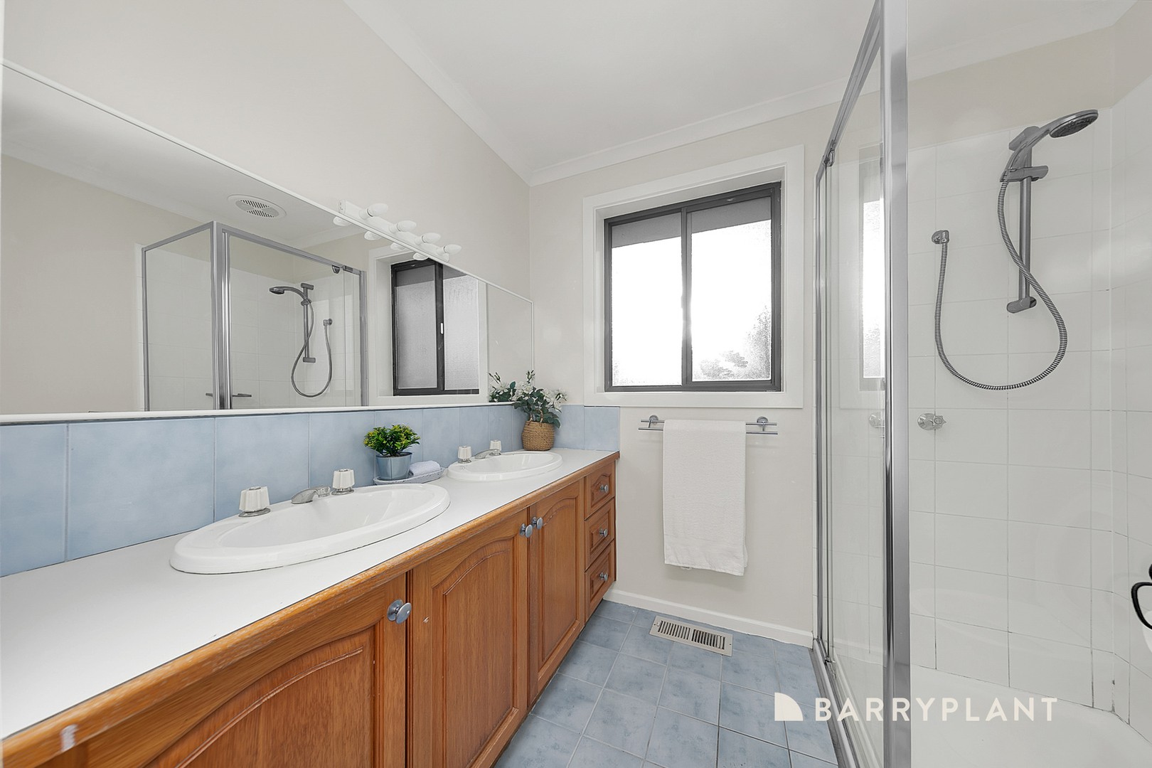 45 Hurlstone Crescent, Mill Park, VIC 3082, Mill Park - Thumbnail 8