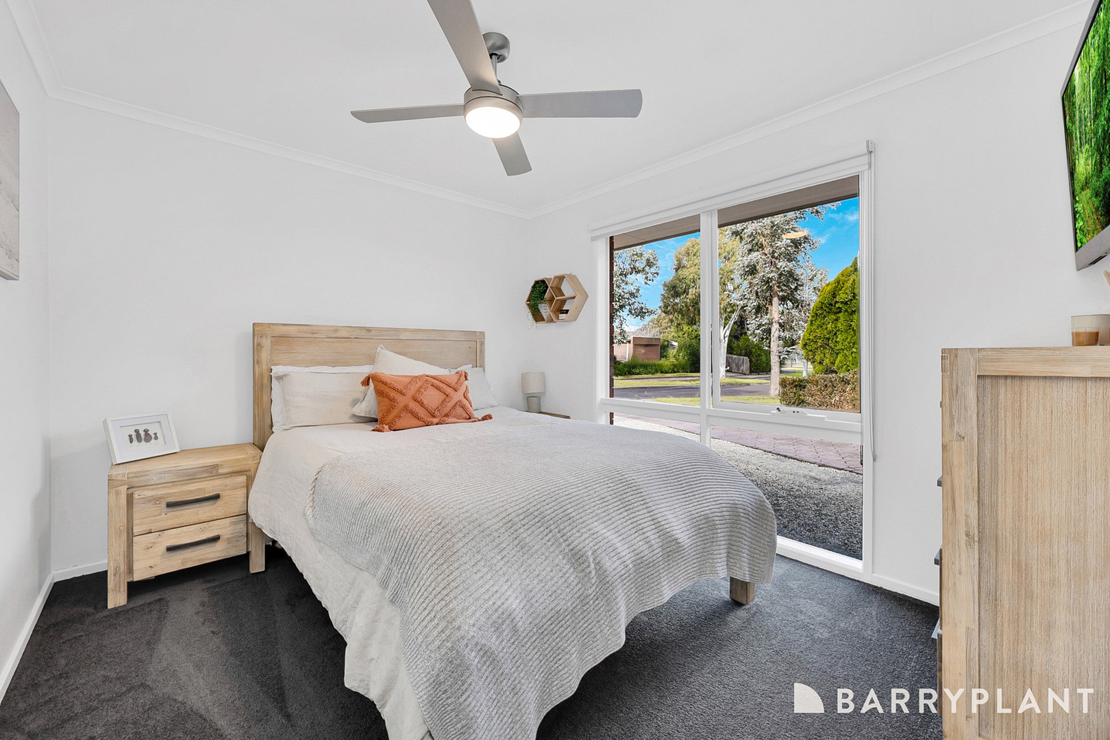 45 Kellaway Crescent, Mill Park, VIC 3082, Mill Park - Thumbnail 5