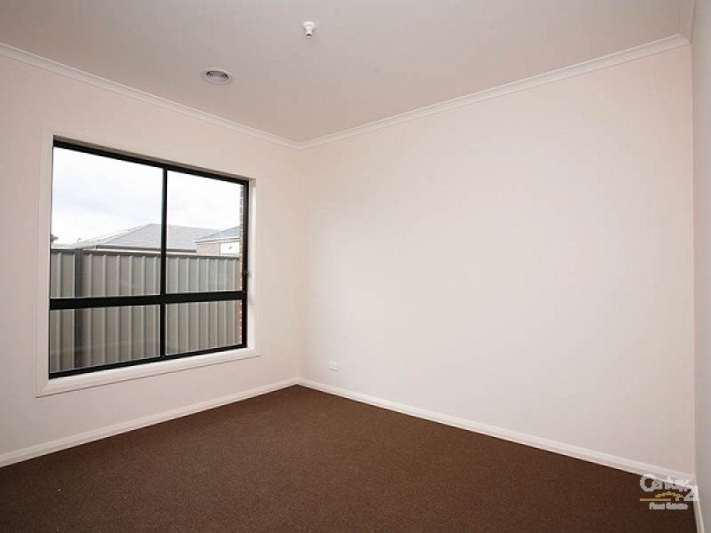 45 Kelway Street, Craigieburn, VIC 3064, Craigieburn - Thumbnail 5