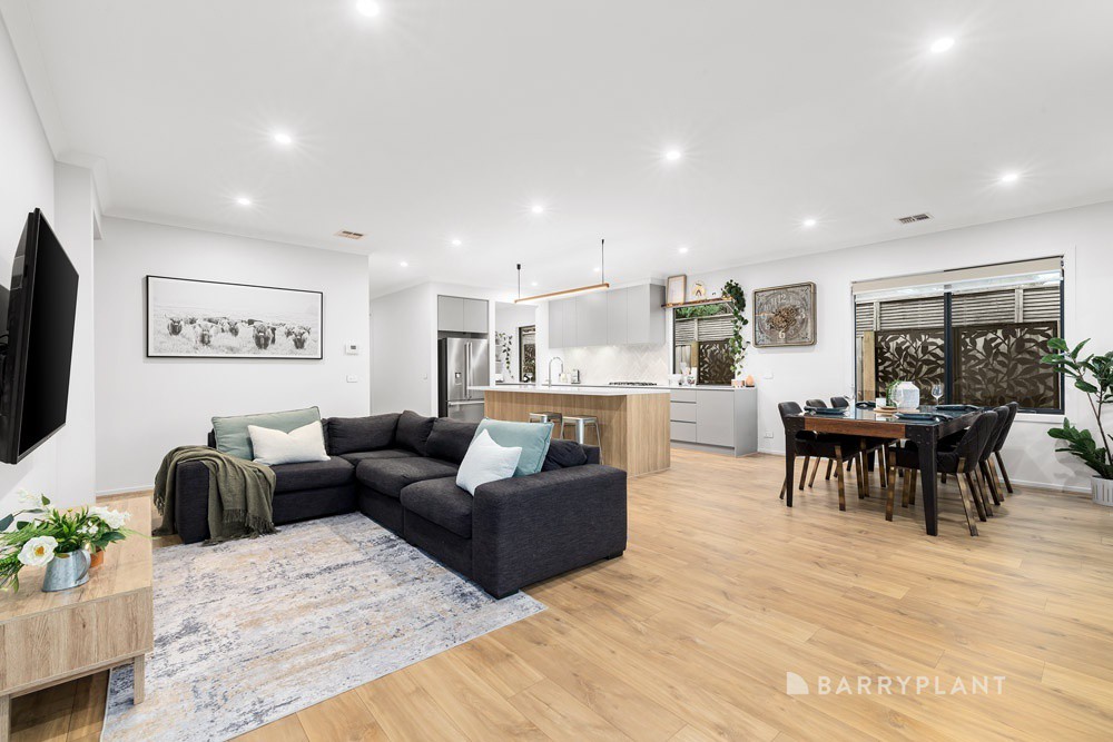 45 Madigan Crescent, Mill Park, VIC 3082, Mill Park - Thumbnail 5