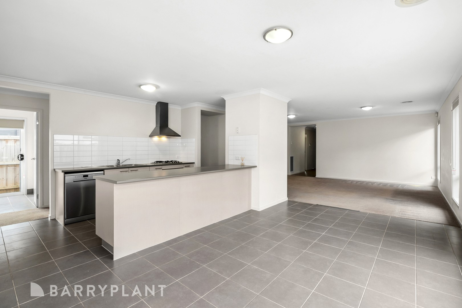 45 Maidenhair Drive, Wallan, VIC 3756, Wallan - Thumbnail 3