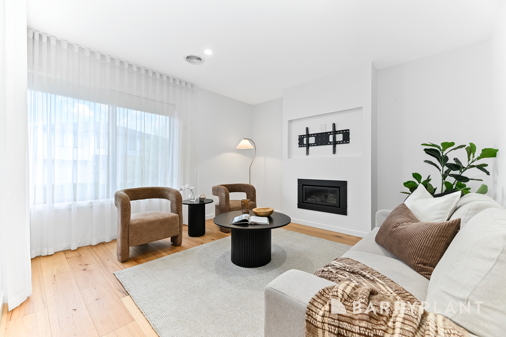 45 Marlborough Road, Berwick, VIC 3806, Berwick - Thumbnail 2
