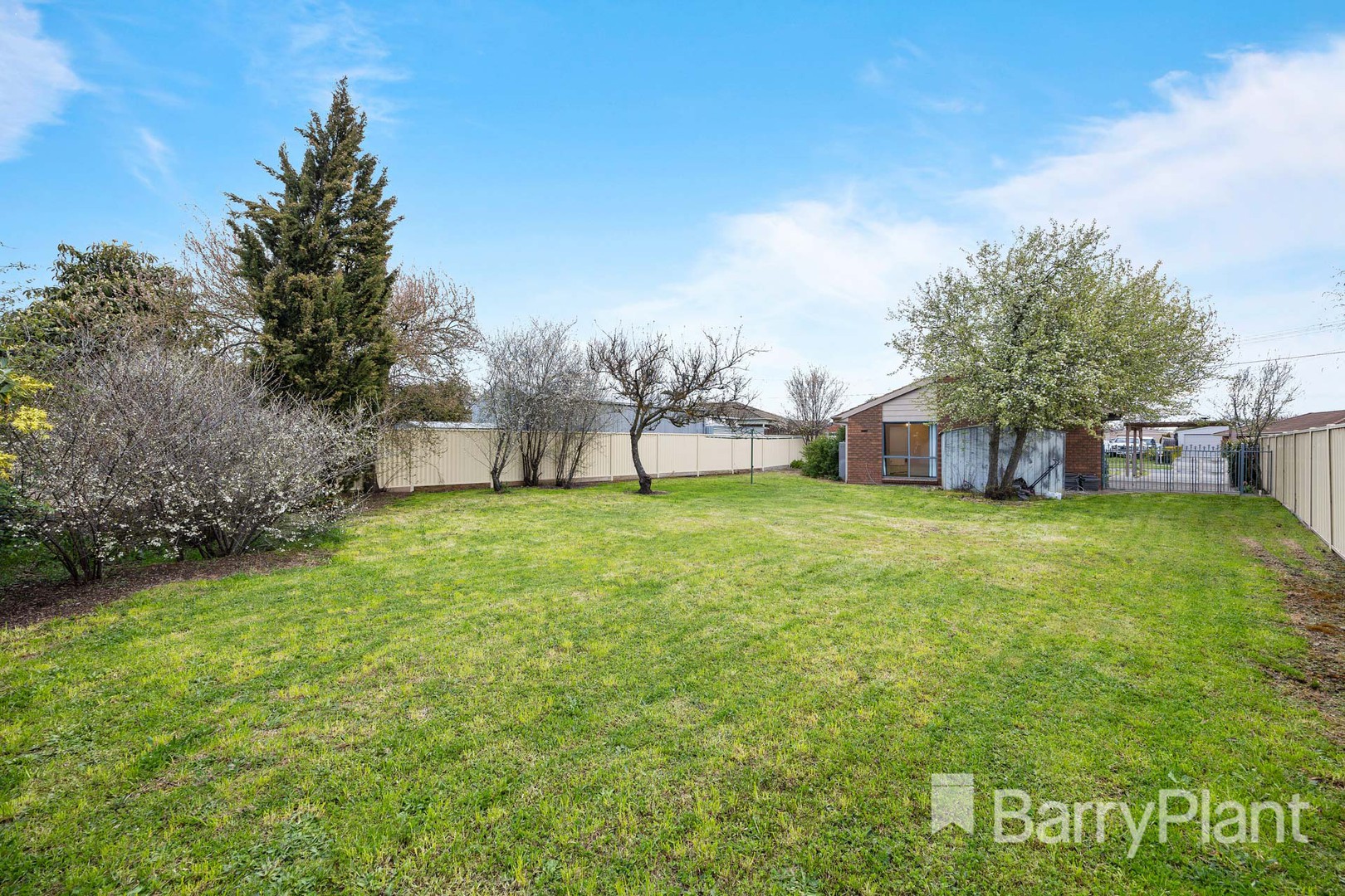 45 McNulty Drive, Wendouree, VIC 3355, Wendouree - Thumbnail 2