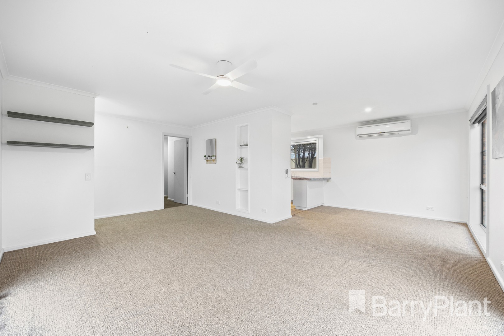 45 McNulty Drive, Wendouree, VIC 3355, Wendouree - Thumbnail 3