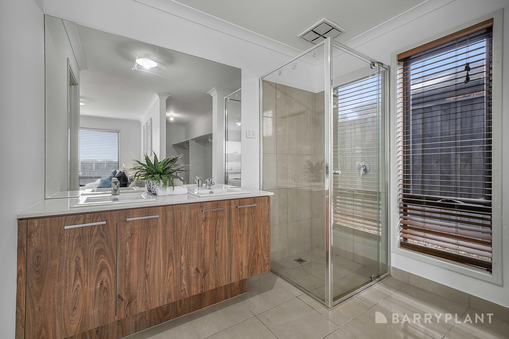 45 Meadowlea Crescent, Pakenham, VIC 3810, Pakenham - Thumbnail 6