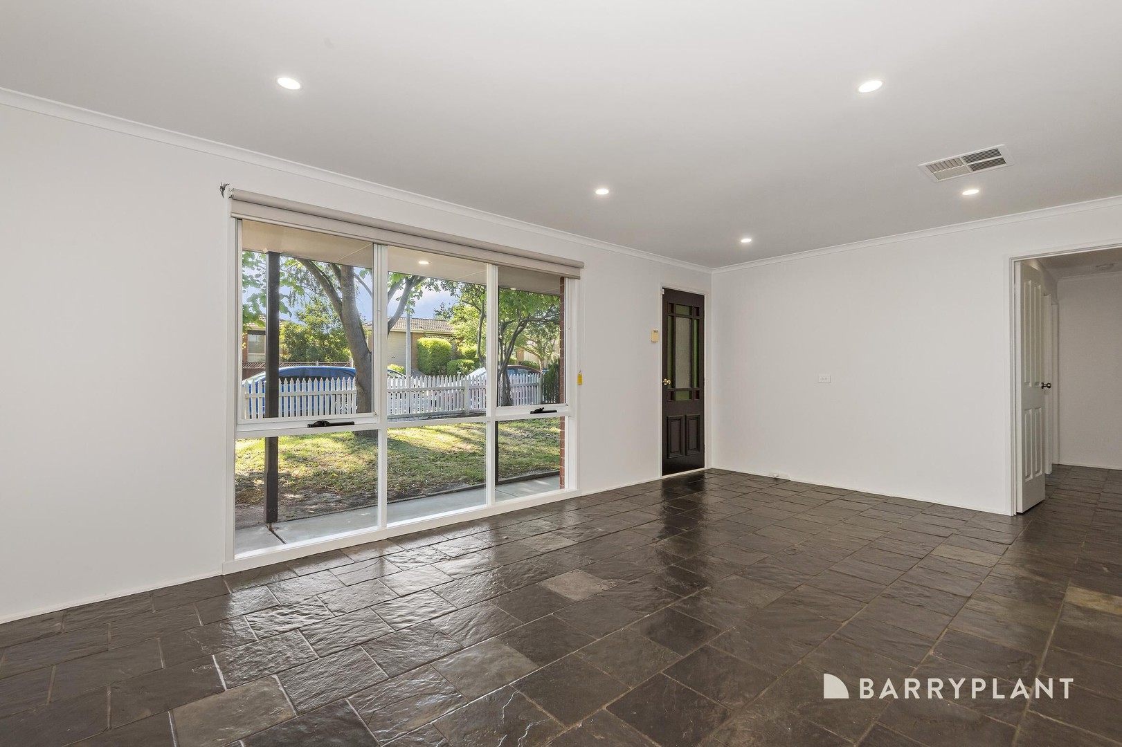 45 Meeking Drive, Pakenham, VIC 3810, Pakenham - Thumbnail 5