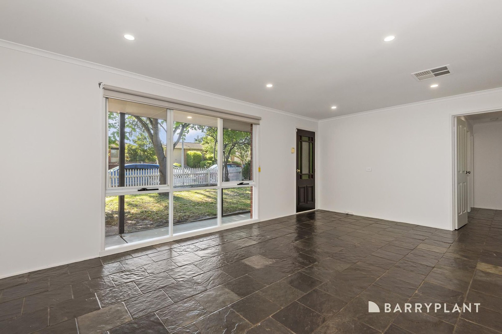 45 Meeking Drive, Pakenham, VIC 3810, Pakenham - Thumbnail 5