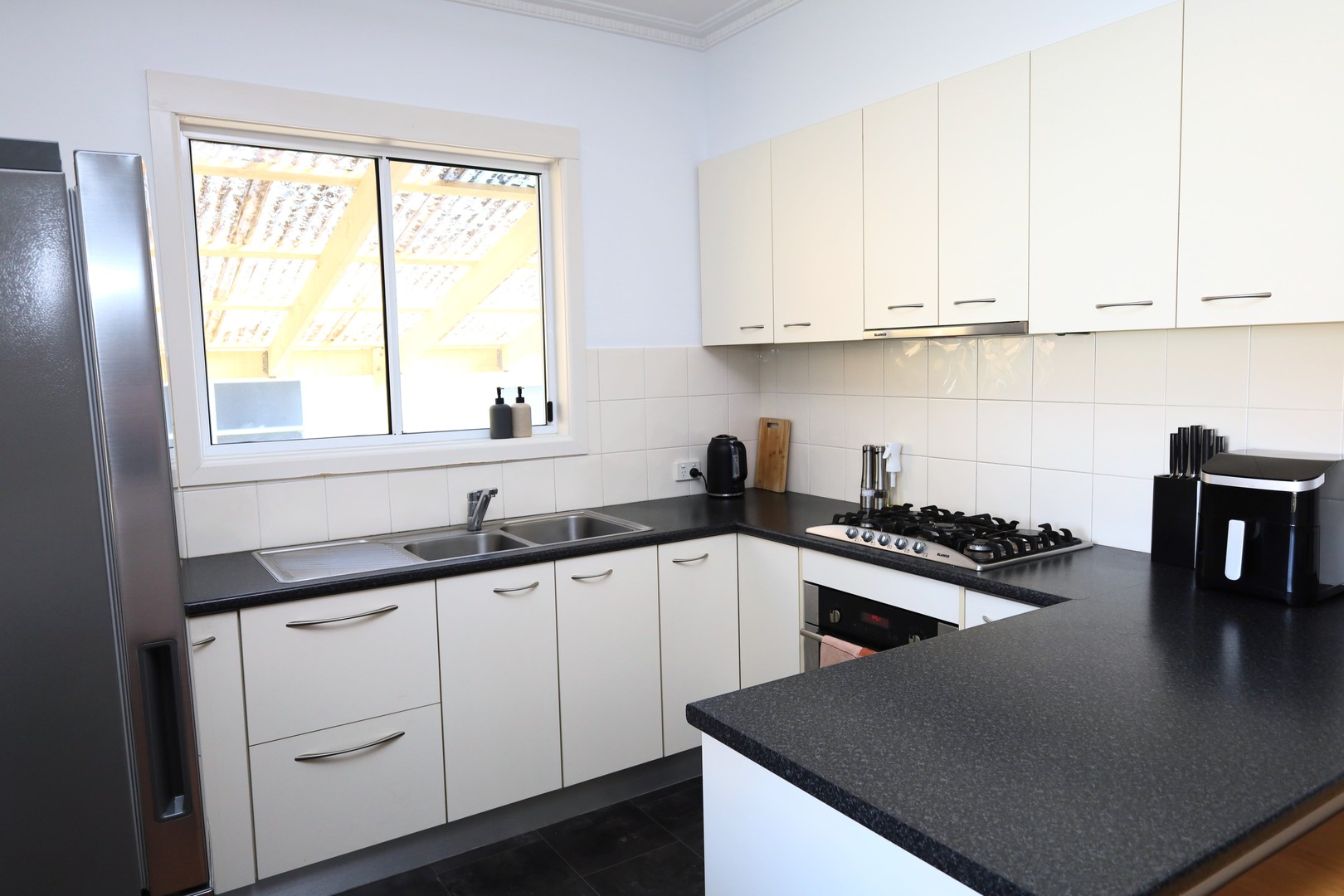 45  Mernda  Parade, Belmont, VIC 3216, Belmont - Thumbnail 3