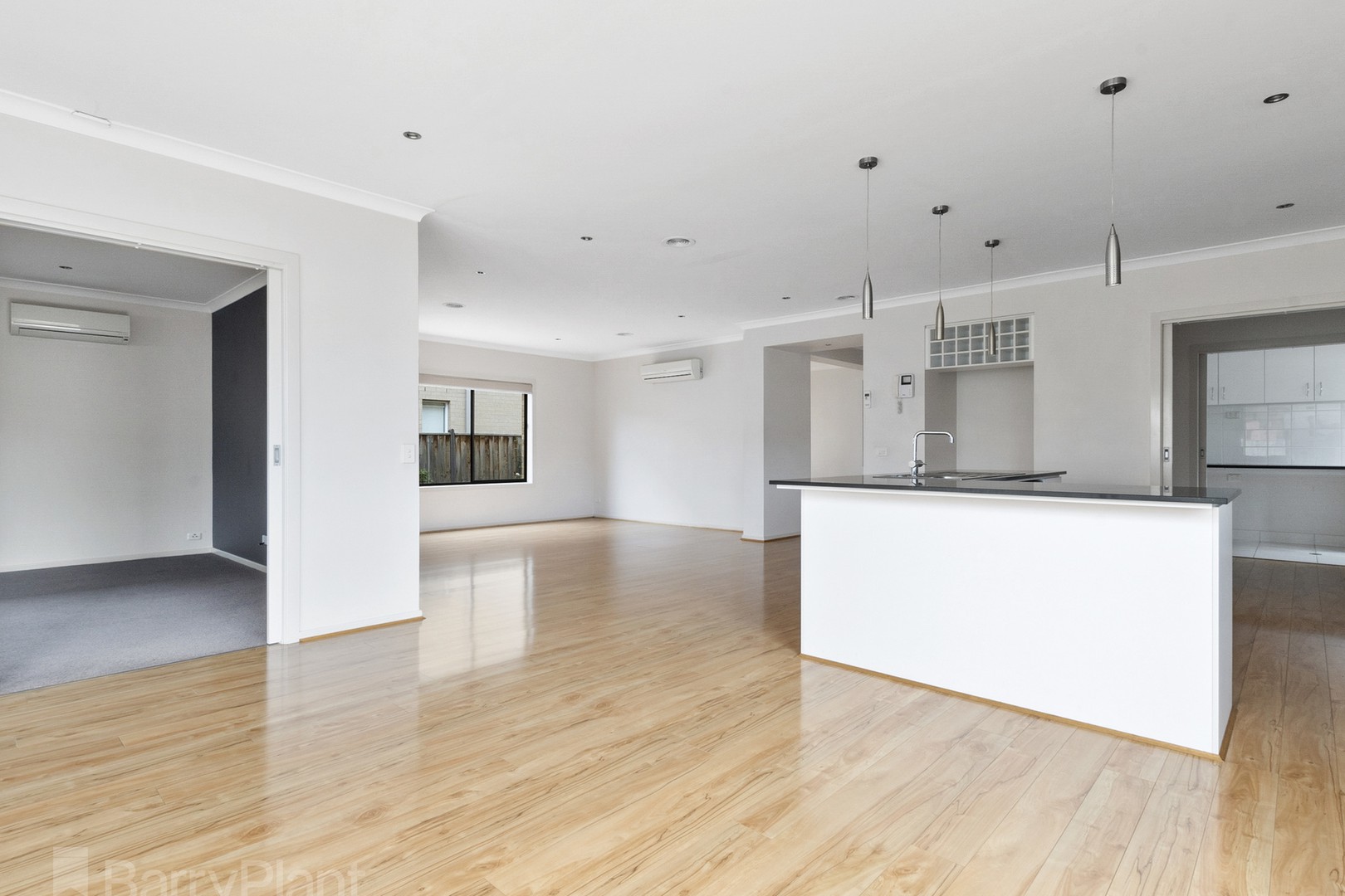 45 Monterey Bay Drive, Sanctuary Lakes, VIC 3030, Sanctuary Lakes - Thumbnail 4