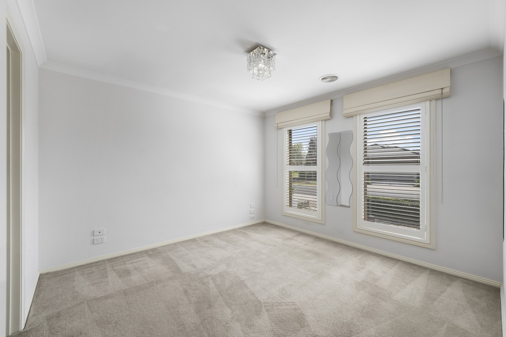 45 Morgan Crescent, Werribee, VIC 3030, Werribee - Thumbnail 2