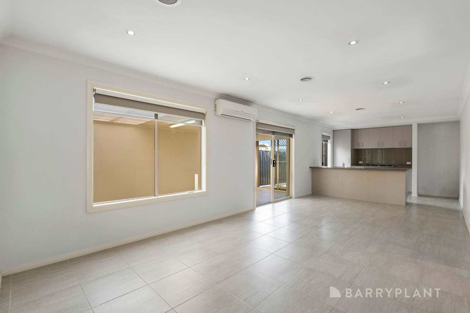 45 Morgan Crescent, Werribee, VIC 3030, Werribee - Thumbnail 4