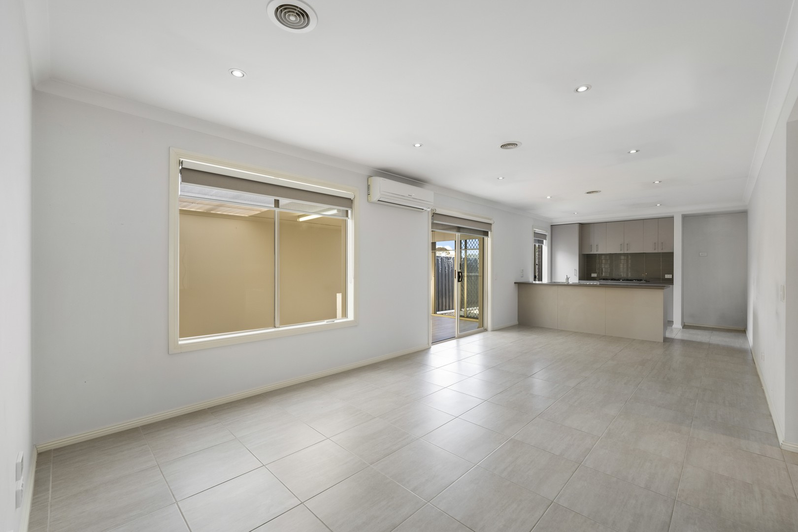 45 Morgan Crescent, Werribee, VIC 3030, Werribee - Thumbnail 8