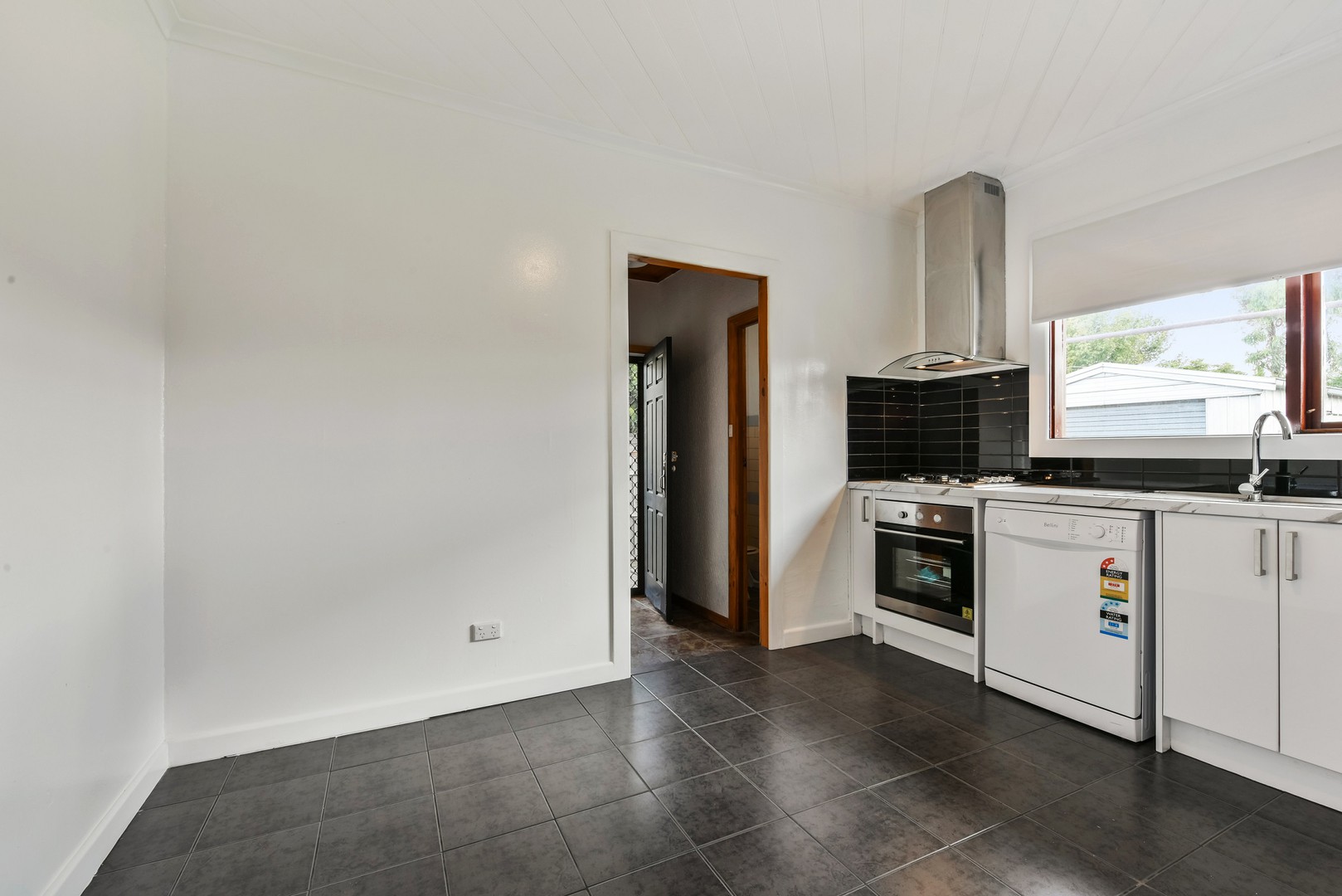 45 Ontario Avenue, Corio, VIC 3214, Corio - Thumbnail 3