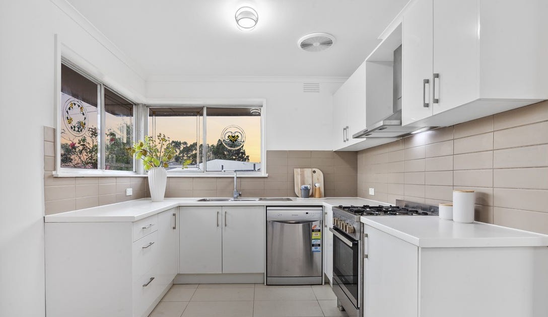 45 Regal Avenue, Thomastown, VIC 3074, Thomastown - Thumbnail 5